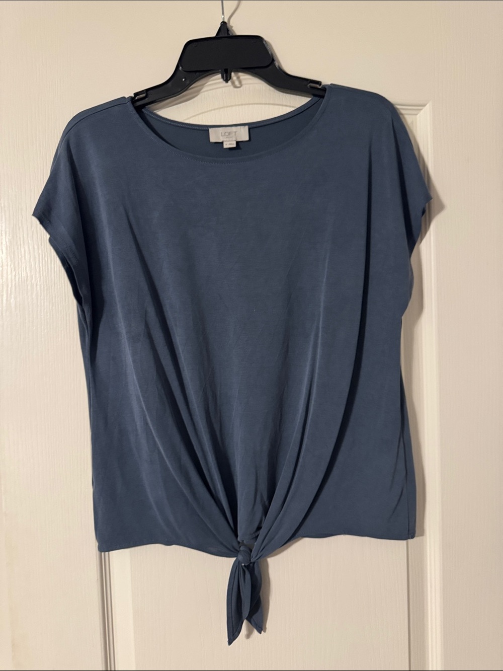 LOFT Outlet Slate Blue Tie-Knot Short Sleeve Crop Top